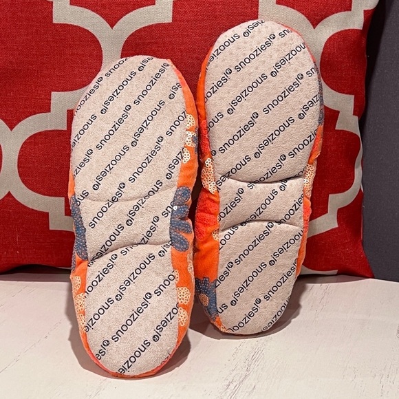 Snoozies Sequin Daisy Ballerina Slippers (NWT) - Picture 6 of 6